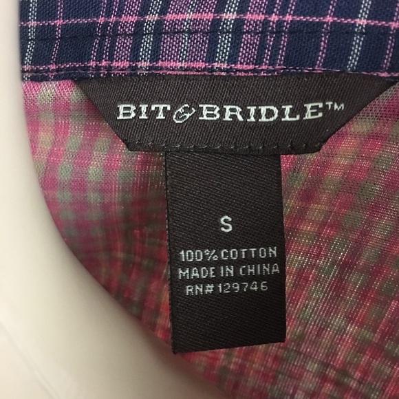 🌸 Bit & Bridle Small pink plaid snap button up - Picture 8 of 8